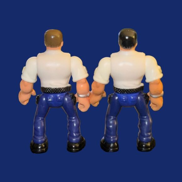 2002 Fisher Price Imaginext Highway Patrol Officer Dectitive Figures 2.5” A6 - Picture 3 of 7